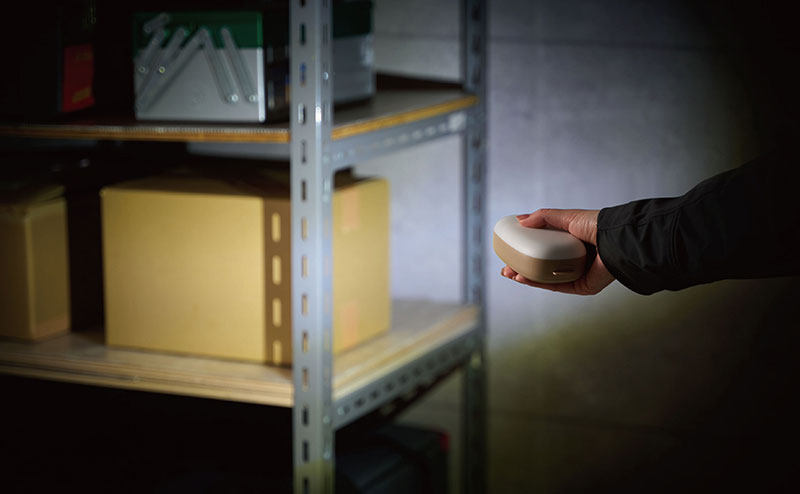 乾電池式枕元ライト：非常時