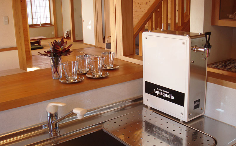 いつもの快適と、もしもの備えの浄水器「アクアクオリア」：日常時